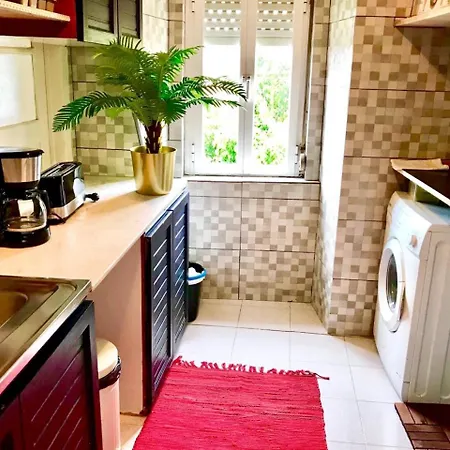 Principe Real Cecilio Apartment *
