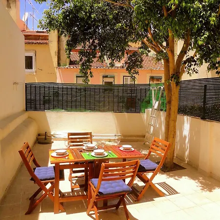 Principe Real Cecilio Apartment